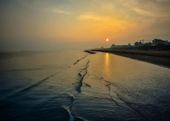 Apartment In Our Beachside Flat *